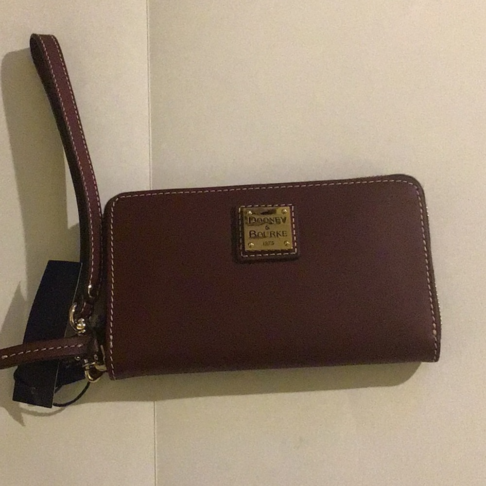 Dooney&Bourke wristlet
